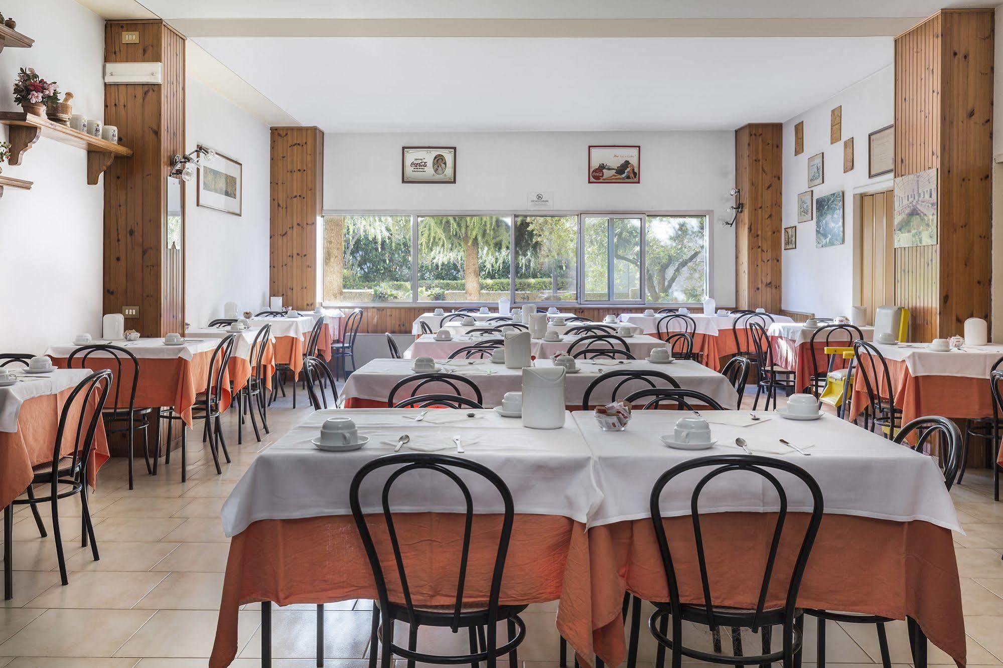 Hotel Darsena Passignano sul Trasimeno Zewnętrze zdjęcie